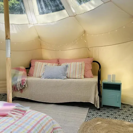 Glamping Pa Idyllisk Smabruk Med Miniatyr Hest, Esel Og Geit Dom wakacyjny